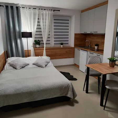 Kwatera prywatna Port *